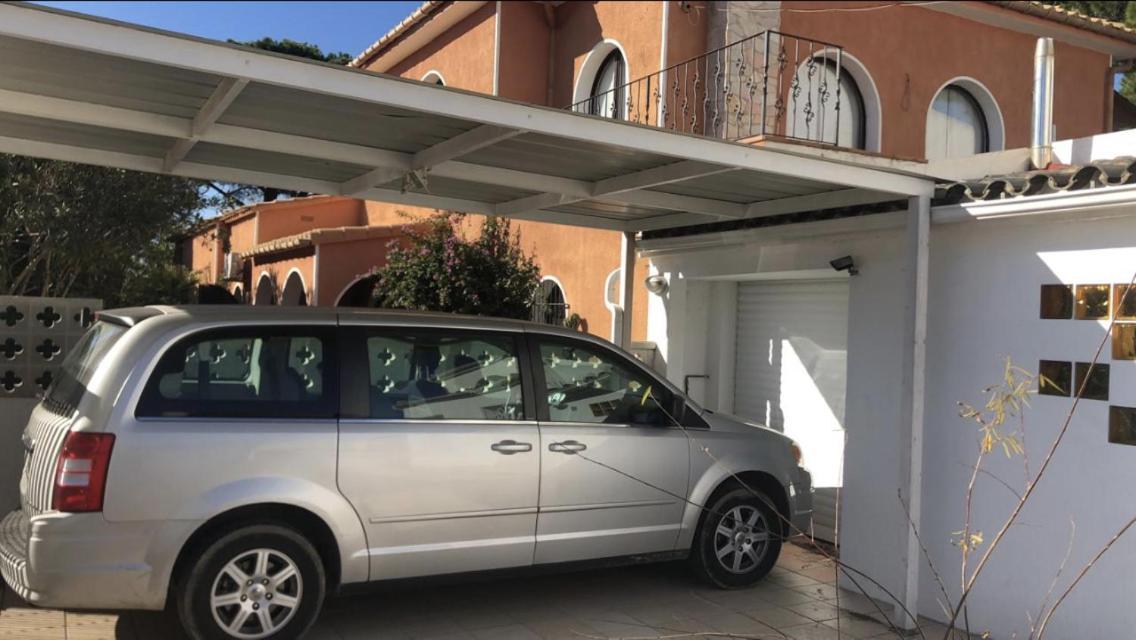 Villa Requesens on Canal Ampuriabrava Exterior foto